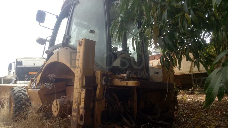 Retroescavadeira - CAT/428E