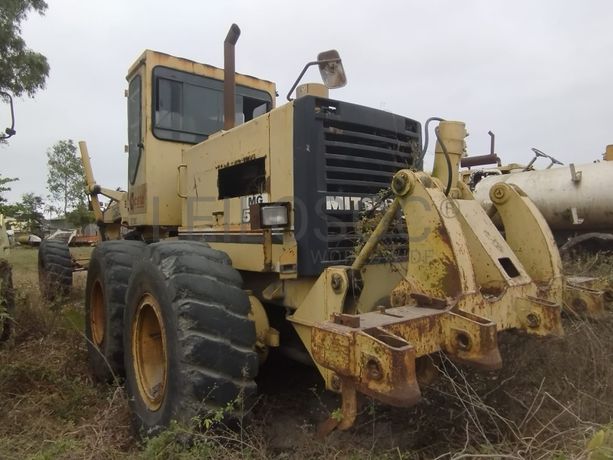 Niveladora - Mitsubishi/MG 530