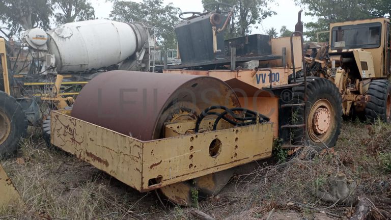 Compactadora - Stavostroj/VV100 Z