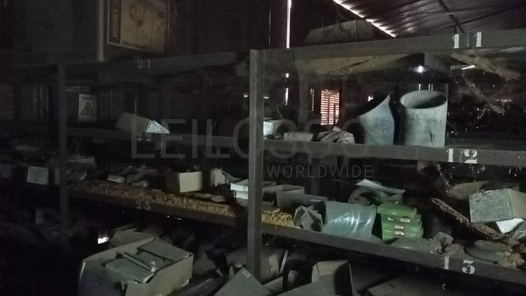 Prateleiras metálicas