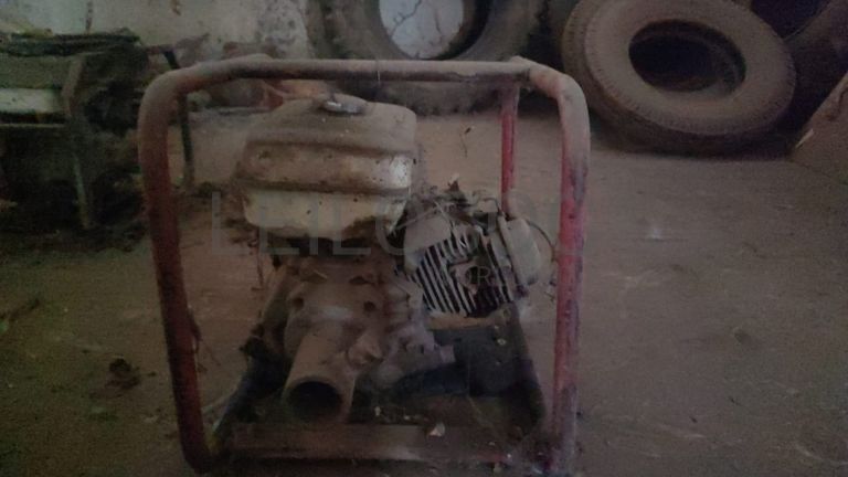 Vibrador pequeno de betão