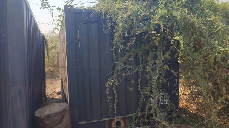 Contentores de transporte de Alcatrão.