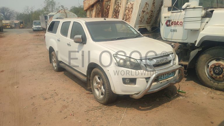 viatura de marca IZUZU