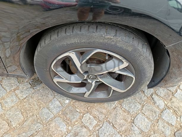 Citroën C-Elysée · Ano 2018