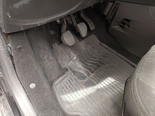 Citroën C-Elysée · Ano 2018