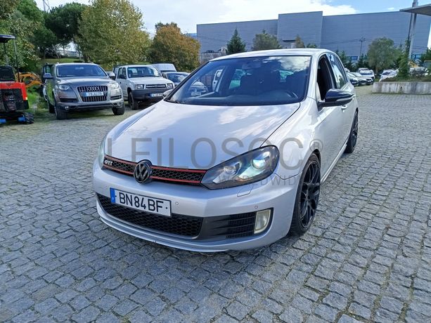 Volkswagen Golf GTI · Ano 2010