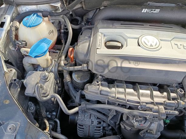 Volkswagen Golf GTI · Ano 2010