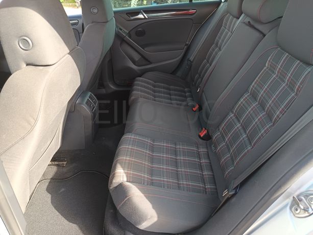 Volkswagen Golf GTI · Ano 2010