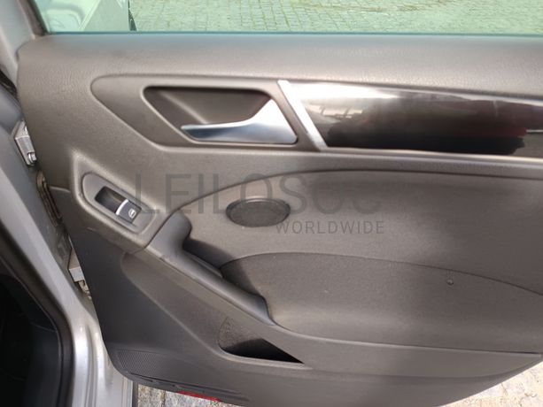 Volkswagen Golf GTI · Ano 2010