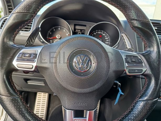 Volkswagen Golf GTI · Ano 2010