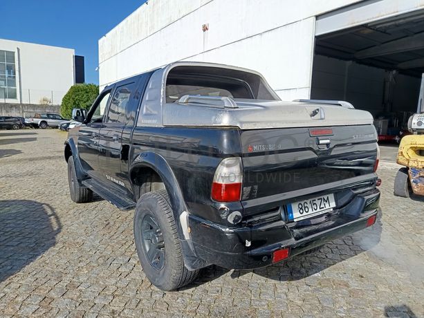 Mitsubishi L200 Strakar · Ano 2005