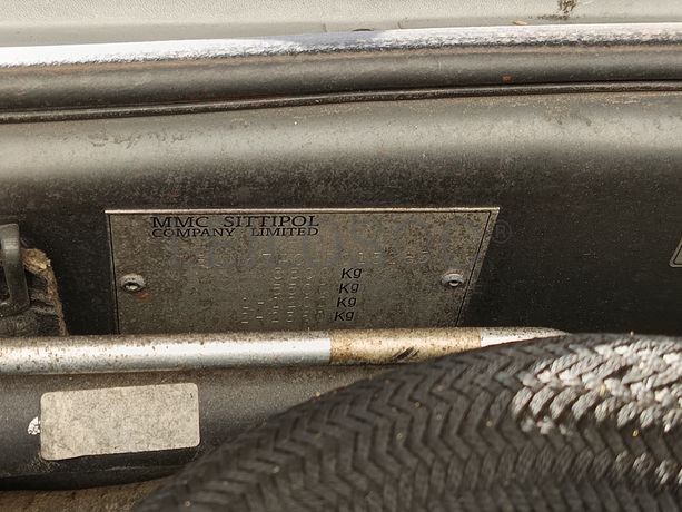 Mitsubishi L200 Strakar · Ano 2005