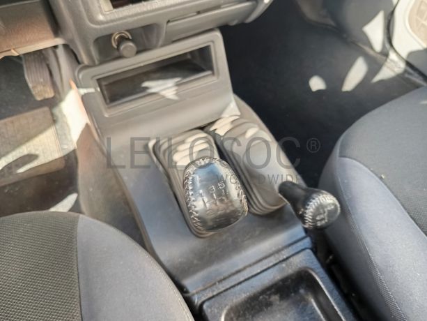 Mitsubishi L200 Strakar · Ano 2005