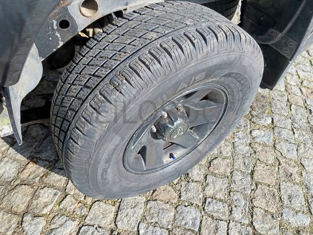 Mitsubishi L200 Strakar · Ano 2005