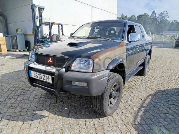Mitsubishi L200 Strakar · Ano 2005