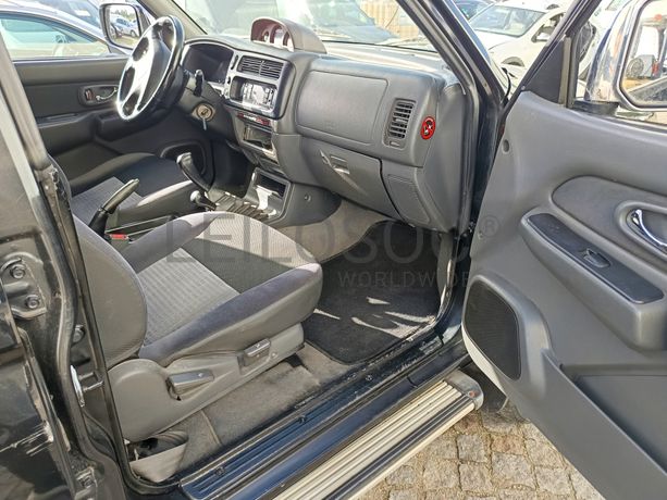 Mitsubishi L200 Strakar · Ano 2005