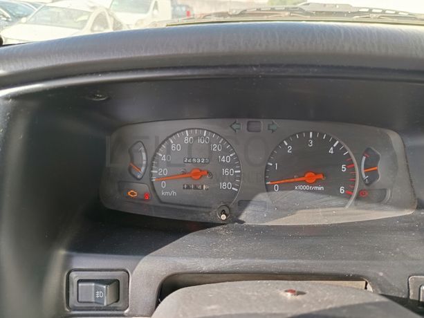 Mitsubishi L200 Strakar · Ano 2005