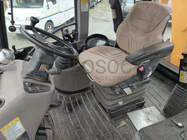 Retroescavadora Case 580 ST · Ano 2015