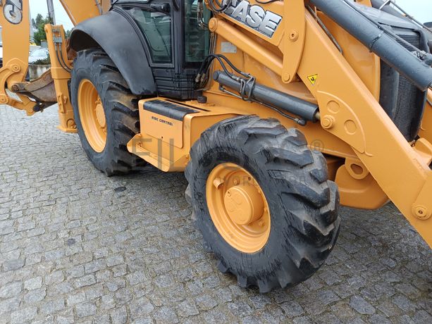 Retroescavadora Case 580 ST · Ano 2015