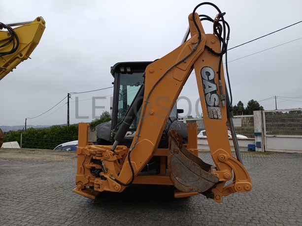 Retroescavadora Case 580 ST · Ano 2015