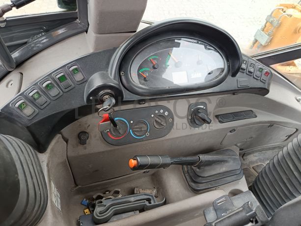 Retroescavadora Case 580 ST · Ano 2015