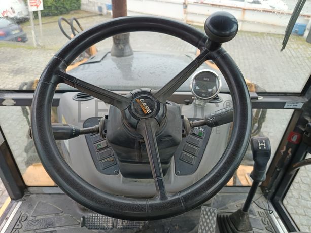 Retroescavadora Case 580 ST · Ano 2015