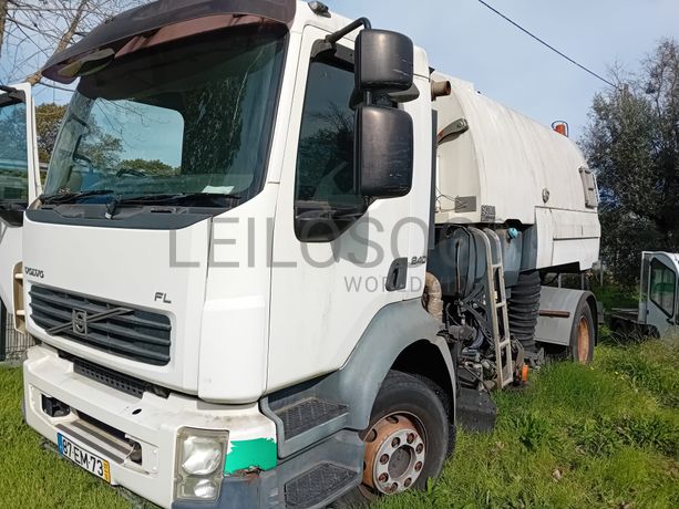 Volvo FL240 · Ano 2007