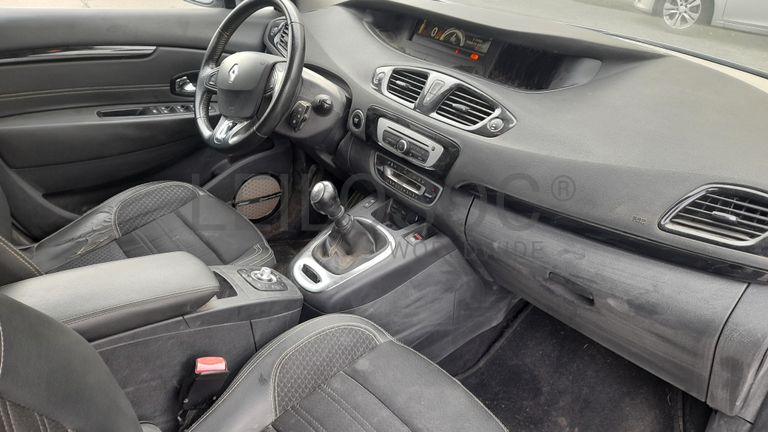 Renault Grand Scenic 1.5 DCI 110CV