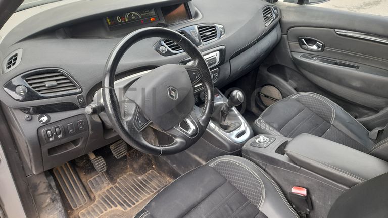 Renault Grand Scenic 1.5 DCI 110CV