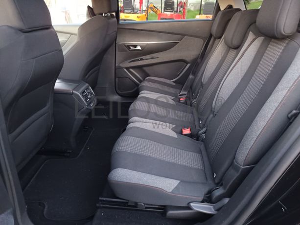 Peugeot 5008 · Ano 2017