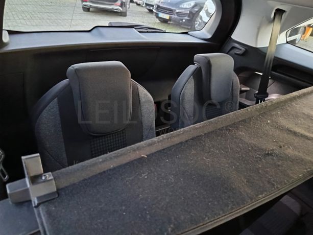 Peugeot 5008 · Ano 2017