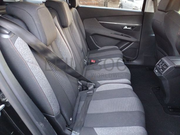 Peugeot 5008 · Ano 2017