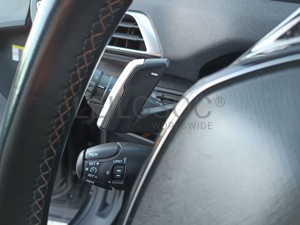 Peugeot 5008 · Ano 2017