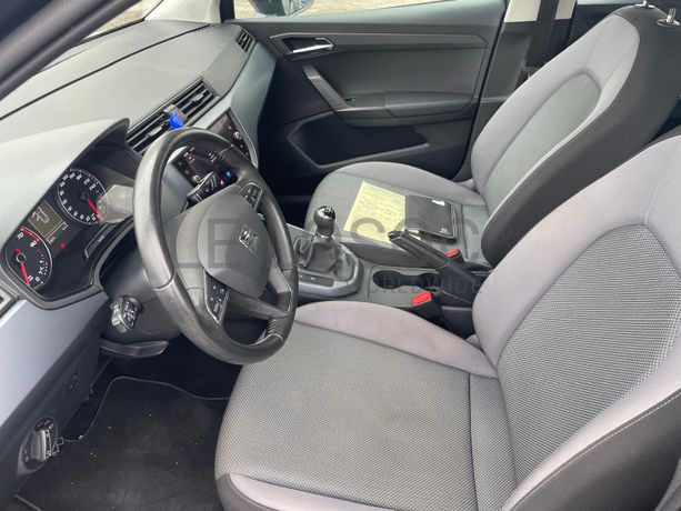 Seat Arona · Ano 2021