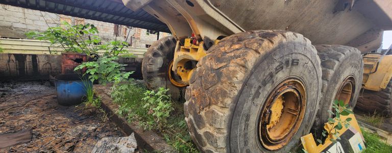 CATERPILLAR 40T Articulated Dump Truck