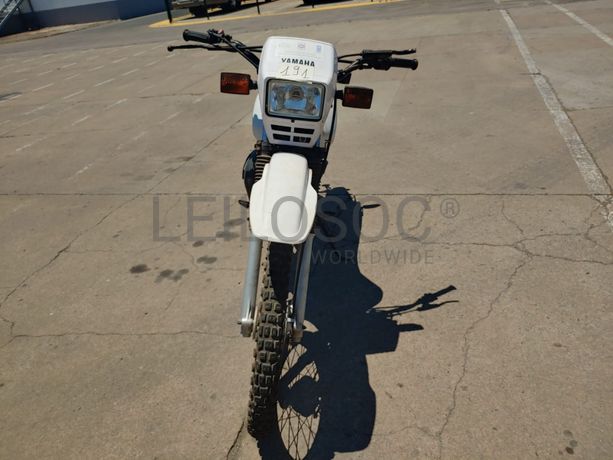 Moto YAMAHA DT 125