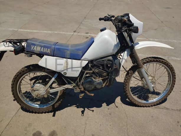 Moto YAMAHA DT 125
