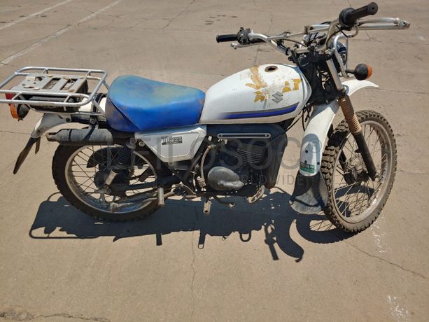 Moto SUZUKI RF 125