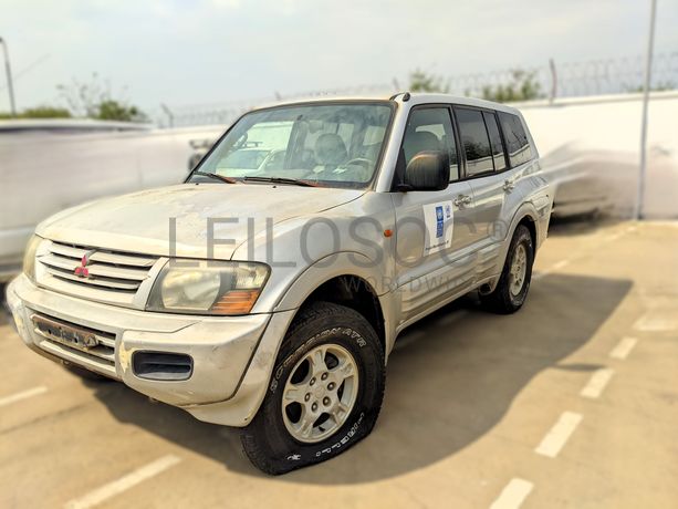 Voiture MITSUBISHI Pajero