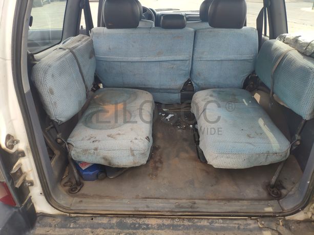 Voiture TOYOTA Prado