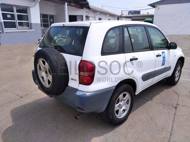 Voiture TOYOTA RAV 4