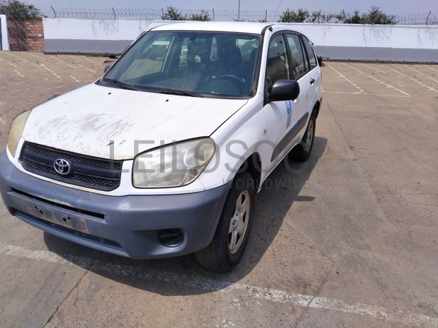 Voiture TOYOTA RAV 4