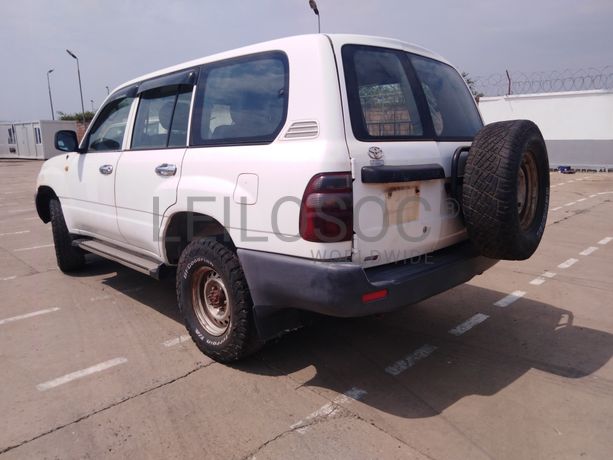 Voiture TOYOTA Land Cruiser