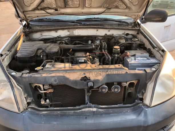 Voiture TOYOTA Prado