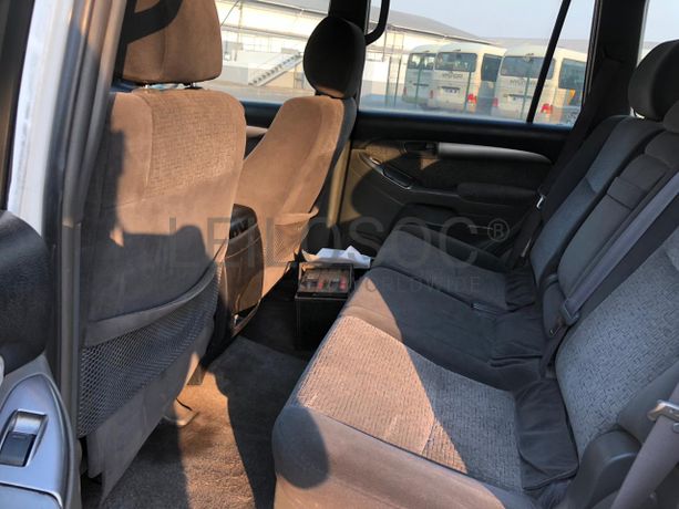 Voiture TOYOTA Prado