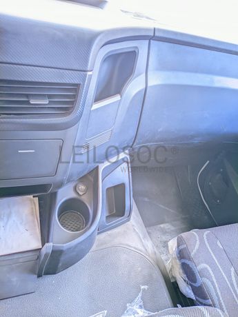 Camion IVECO Trakker 380 (2018)