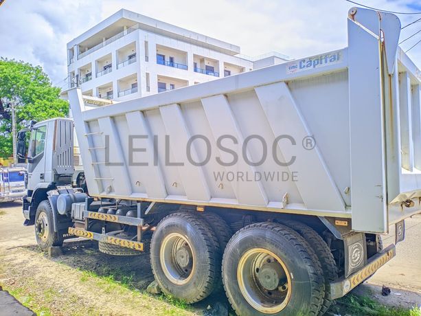 Camion IVECO Trakker 380 (2018)