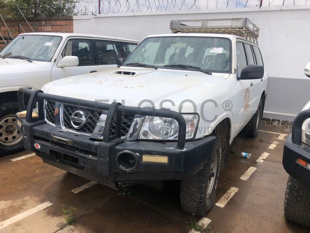 NISSAN PATROL GL