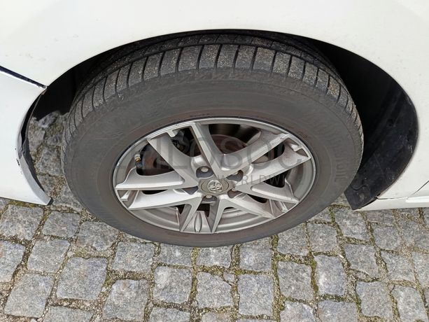 Toyota Verso · Ano 2015