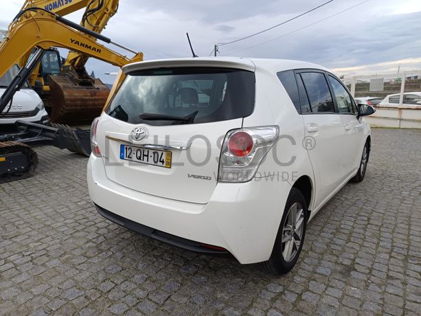 Toyota Verso · Ano 2015